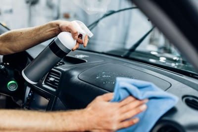 demo-attachment-2019-op_detailing-cleaning-salon-with-polishing-spray-SNMF3J5-3